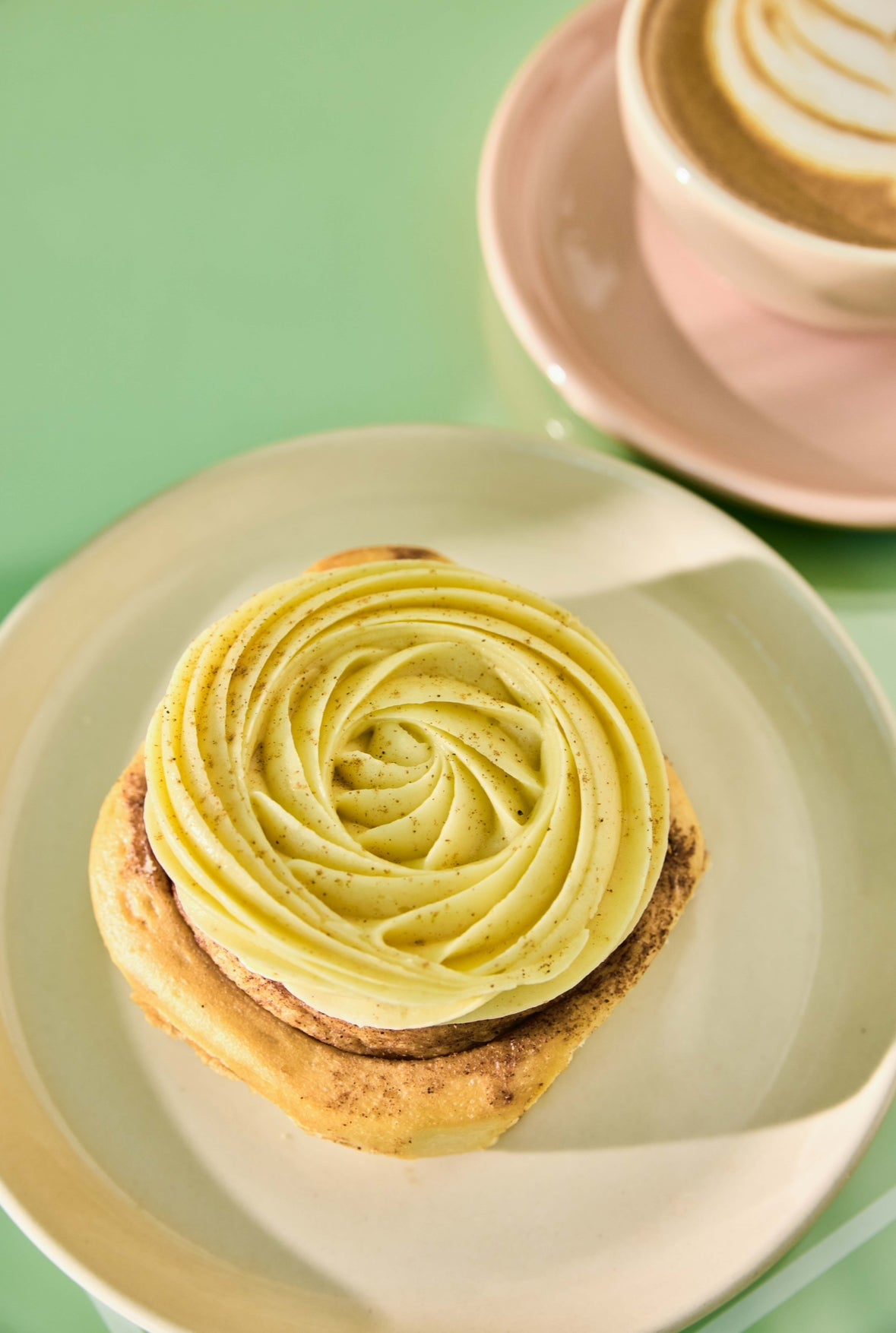 Eggless Cinnamon Roll