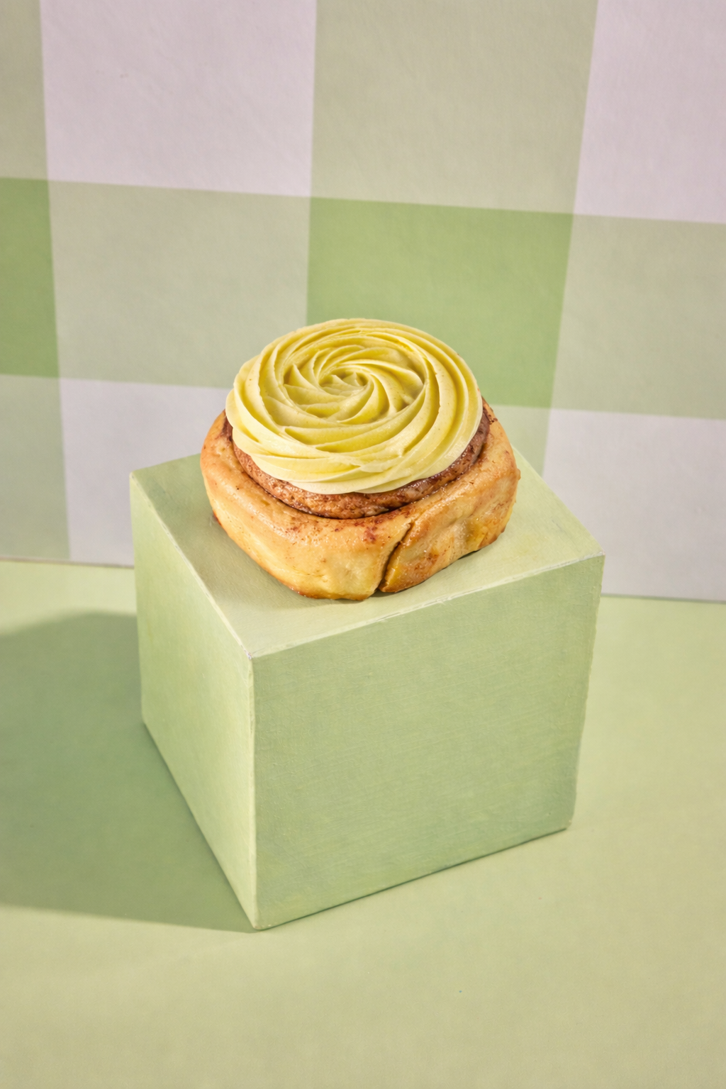 Eggless Cinnamon Roll