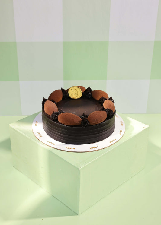 Eggless Chocolate Truffle Cake