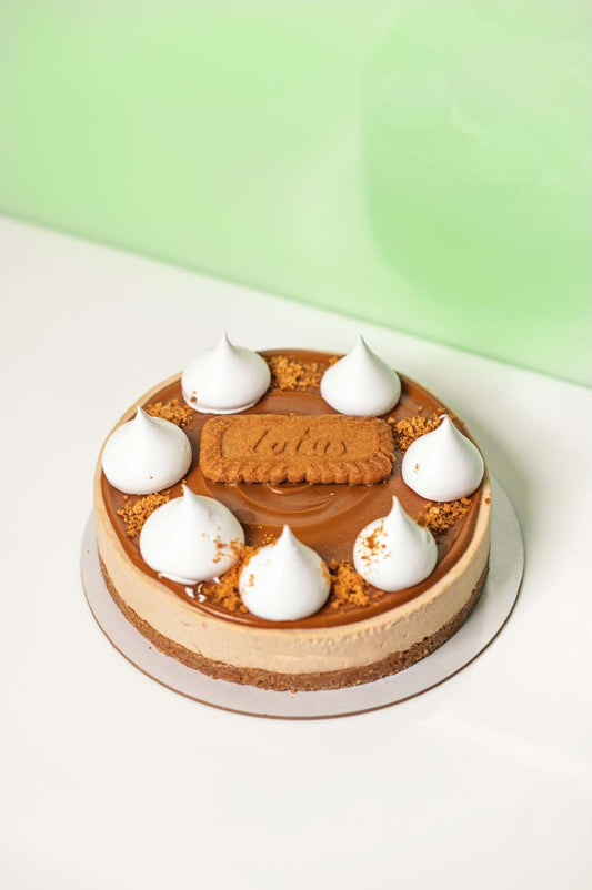 Eggless Lotus Biscoff Cheesecake